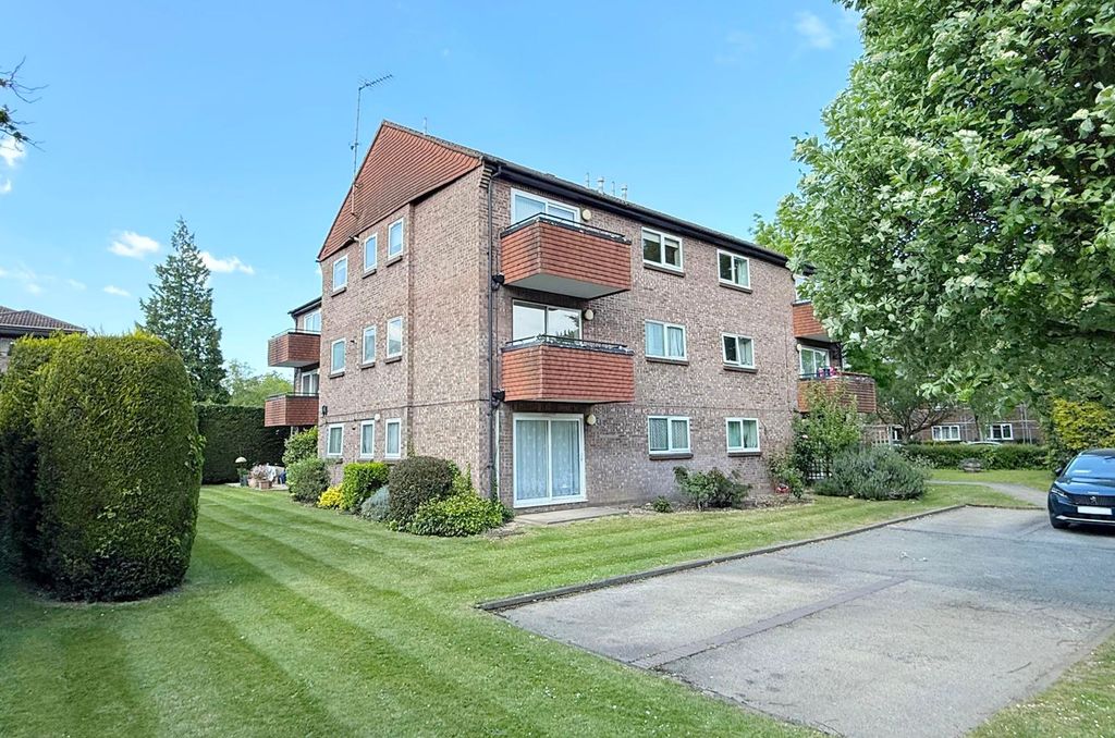 Property photo 1 of 12 Rear Elevation