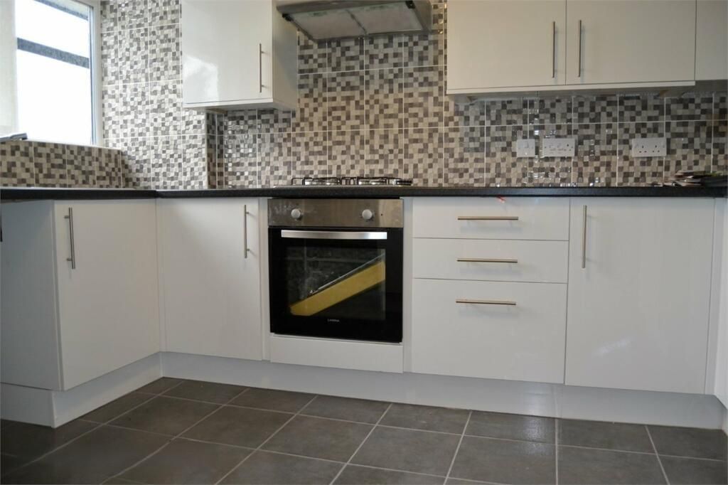 Property photo 2 of 10 Gallery