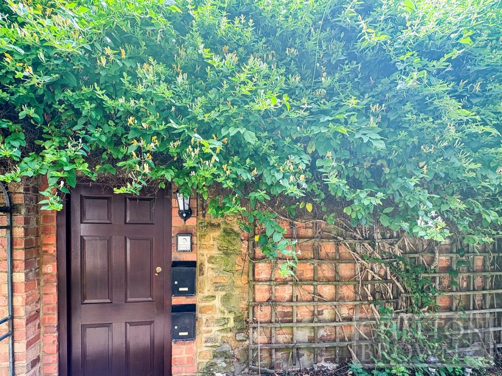 Property photo 1 of 16 Picture No. 03