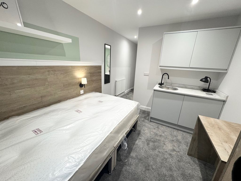 Property photo 2 of 9 Image