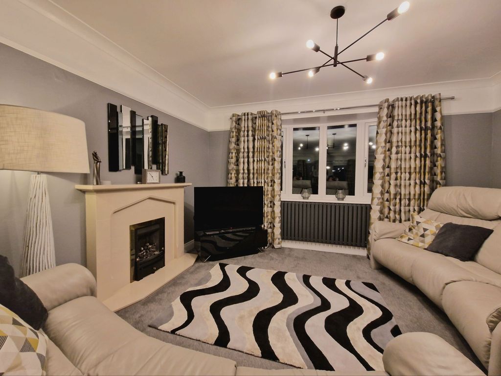 Property photo 3 of 24