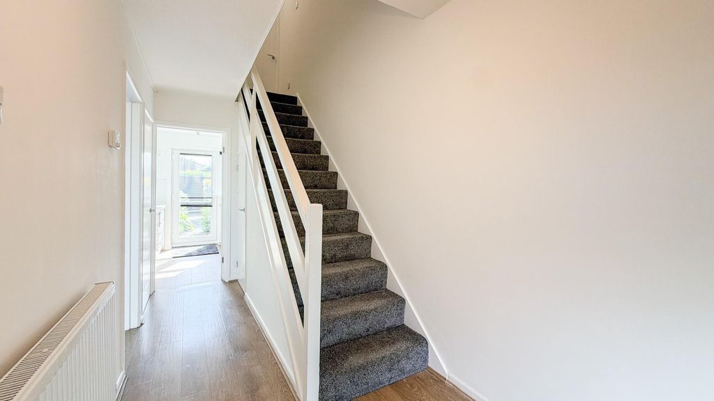 Property photo 3 of 17 Apc_6770.Jpg