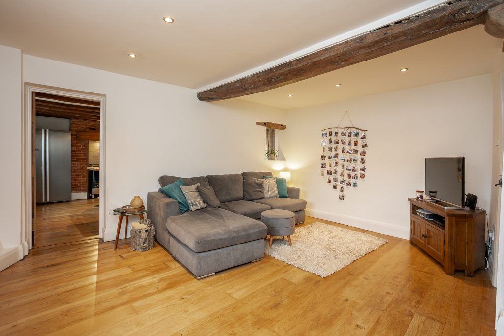 Property photo 3 of 29