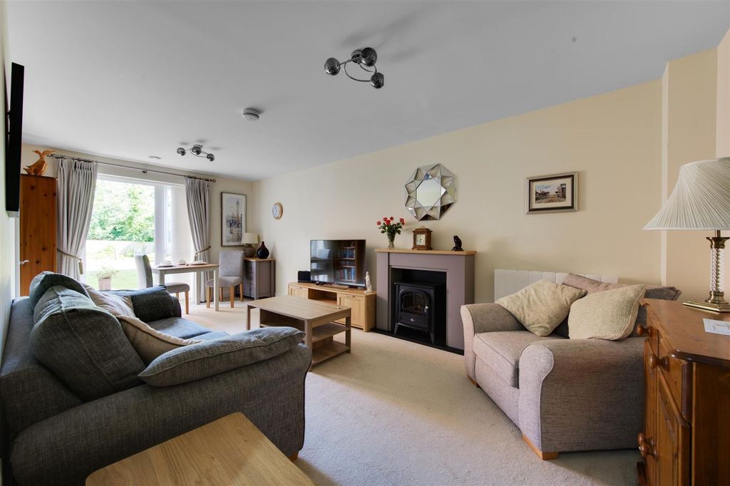 Property photo 1 of 25 Dsc_2730-Dsc_2734.Jpg