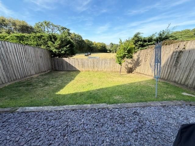Property photo 2 of 15 Externally