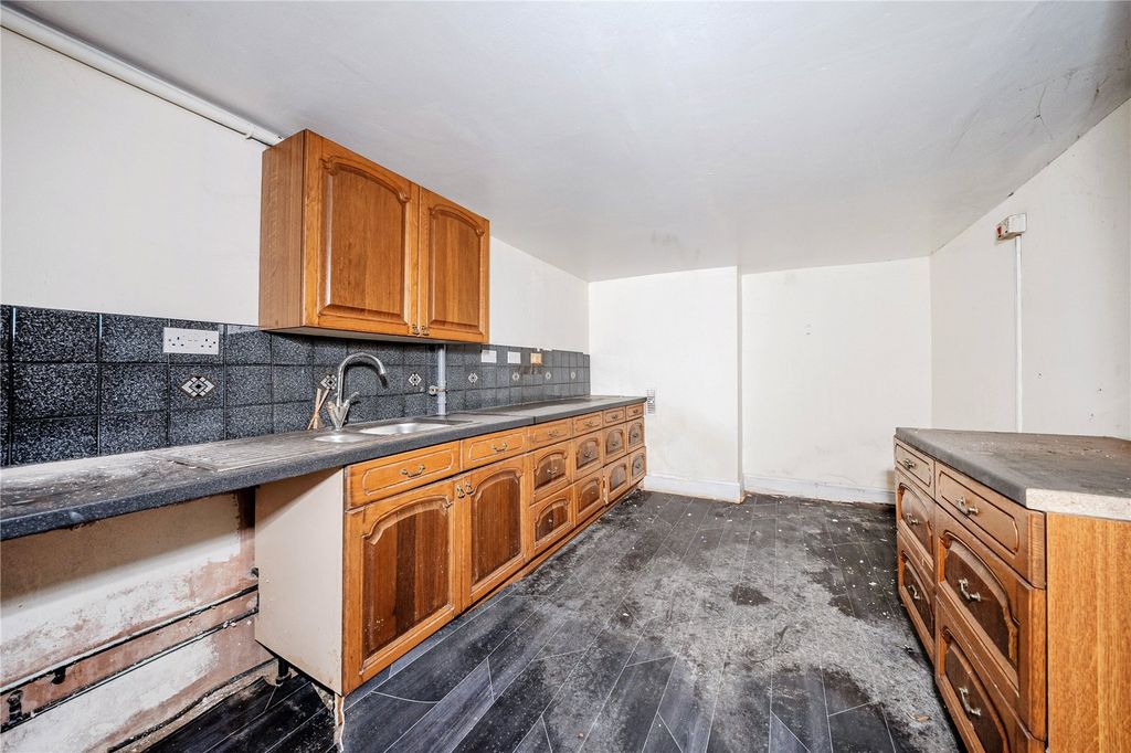 Property photo 2 of 13 Picture No. 02