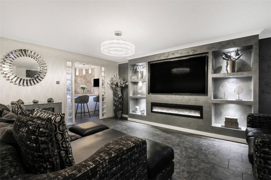 Property photo 3 of 24 Picture No. 03