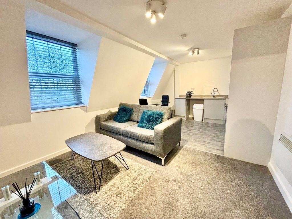 Property photo 2 of 6