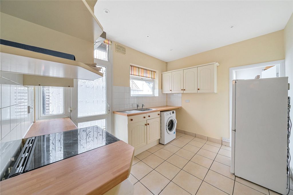 Property photo 3 of 11 Picture No. 16