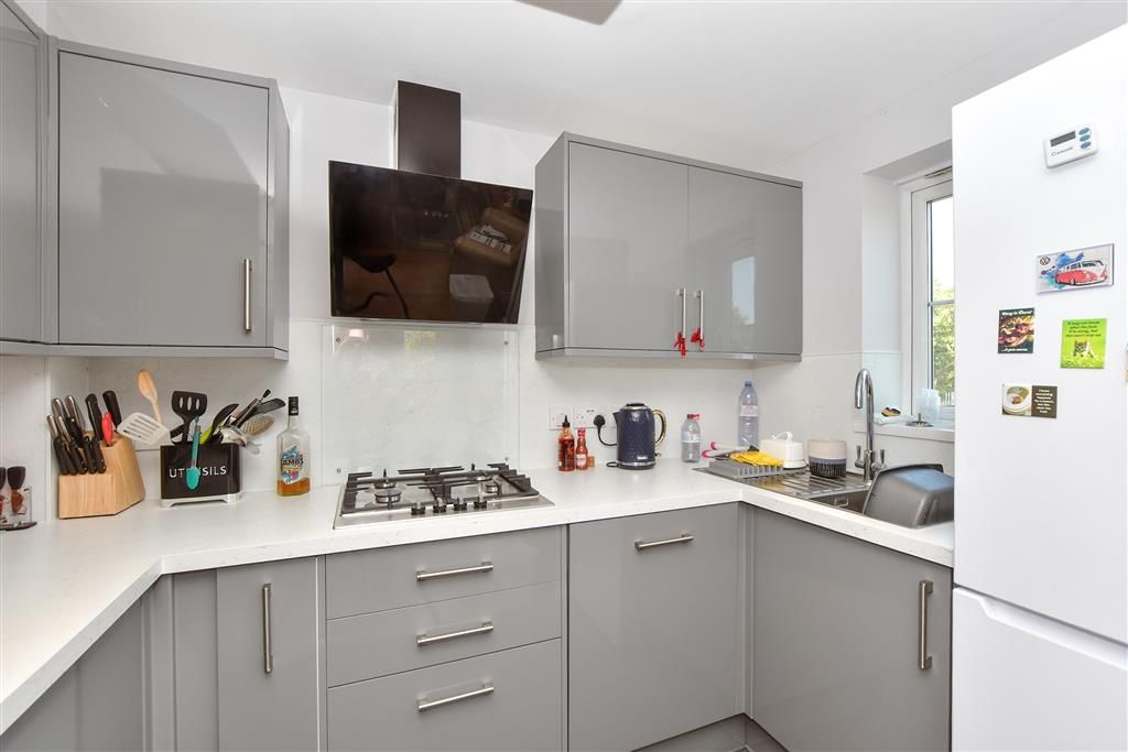 Property photo 2 of 15 Kitchen