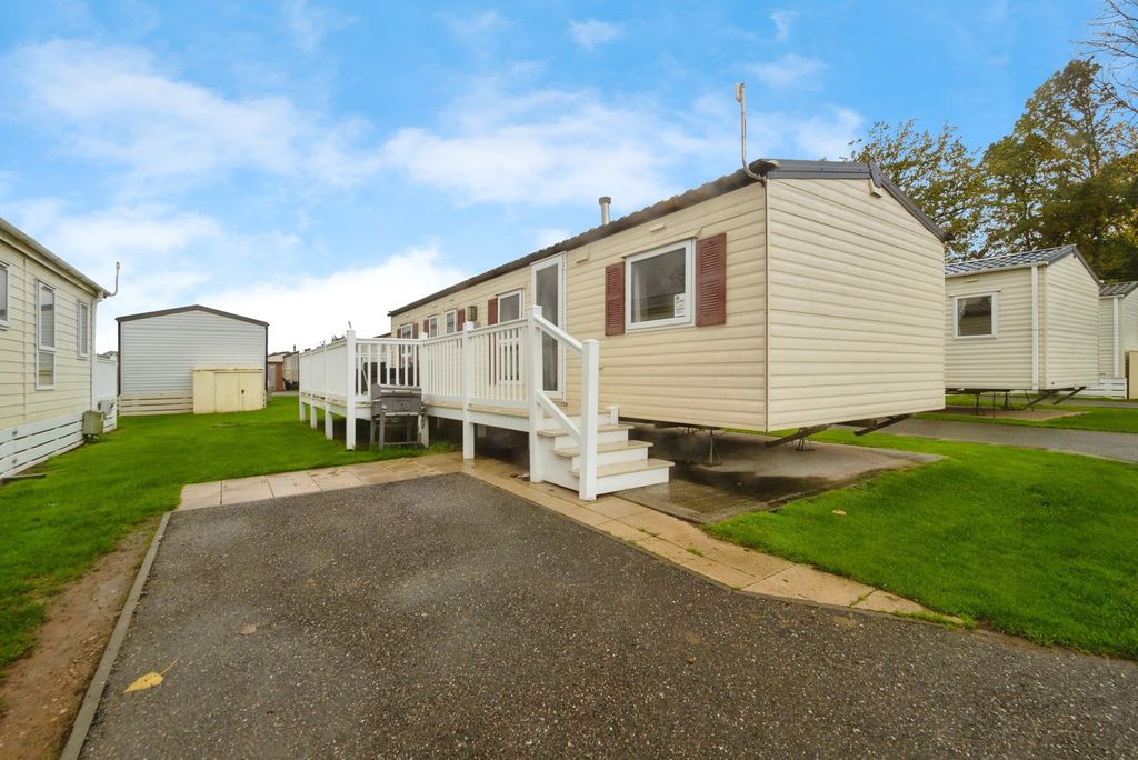 Property photo 1 of 17 Photo