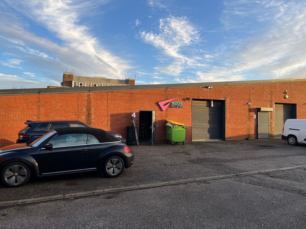 Property photo 1 of 5