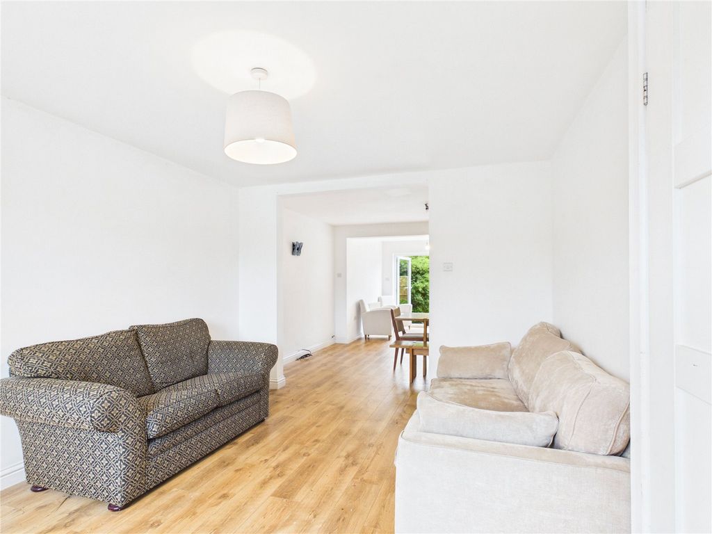 Property photo 3 of 22 Picture No. 03