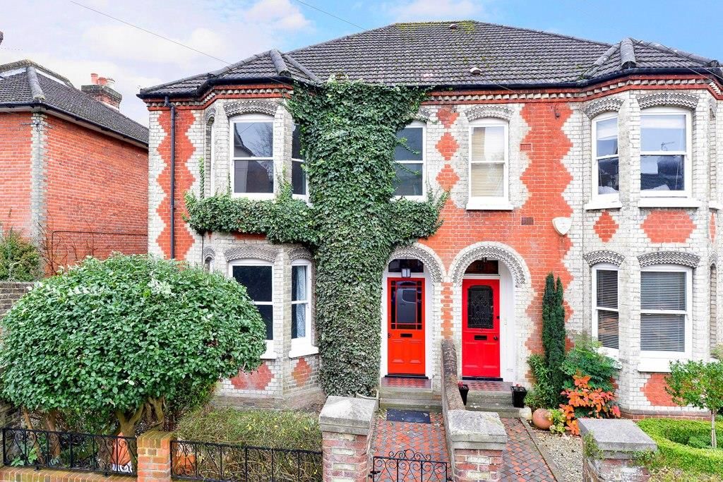 Property photo 1 of 13 14 Baille Rd.Jpg