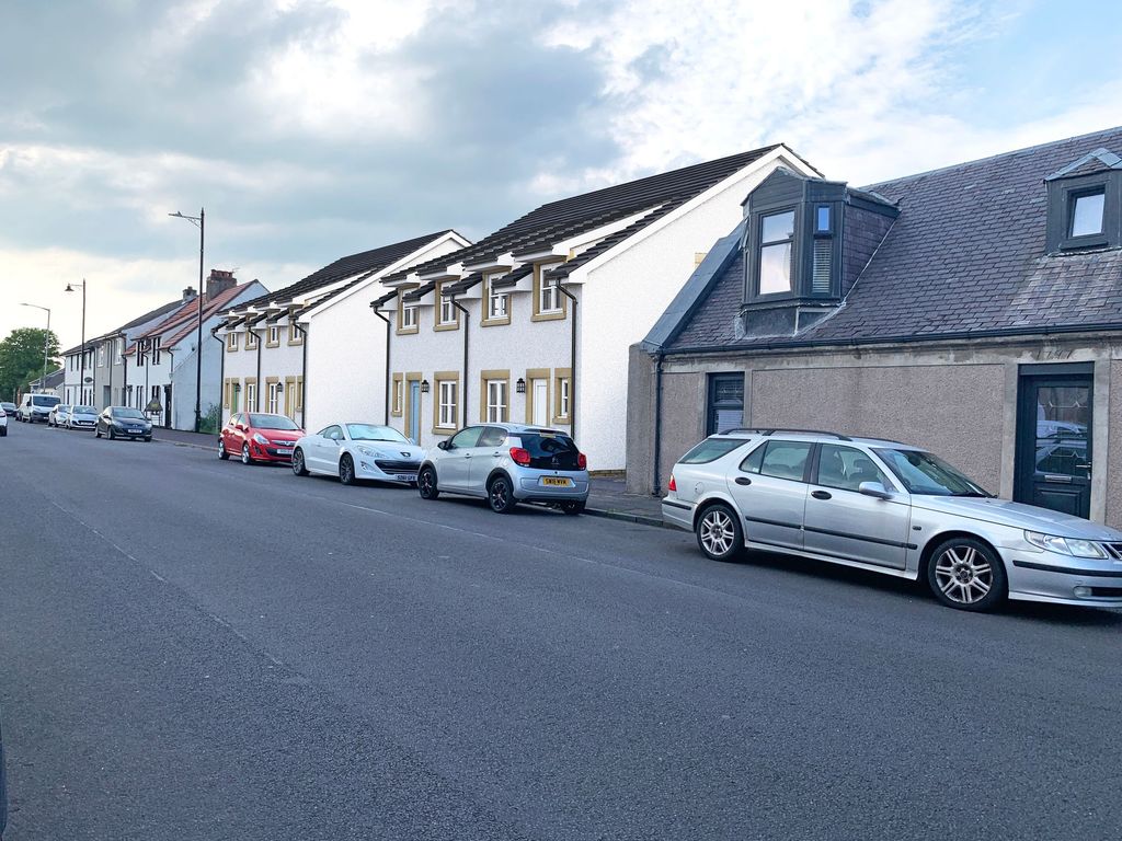 Property photo 1 of 5