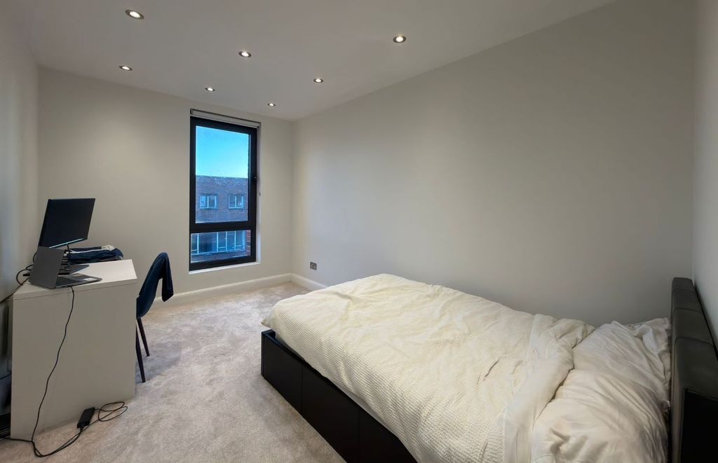 Property photo 3 of 9