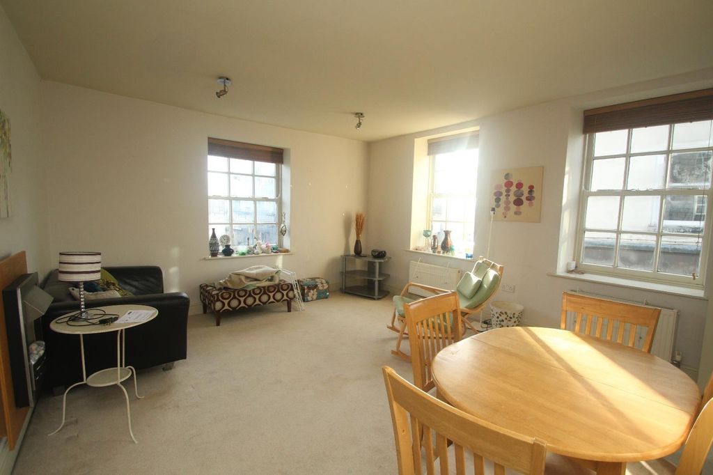 Property photo 2 of 7 0 General