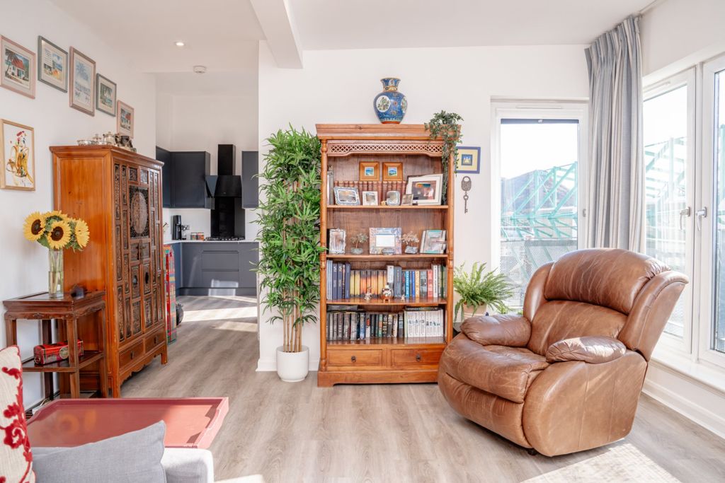 Property photo 3 of 26 Picture 3