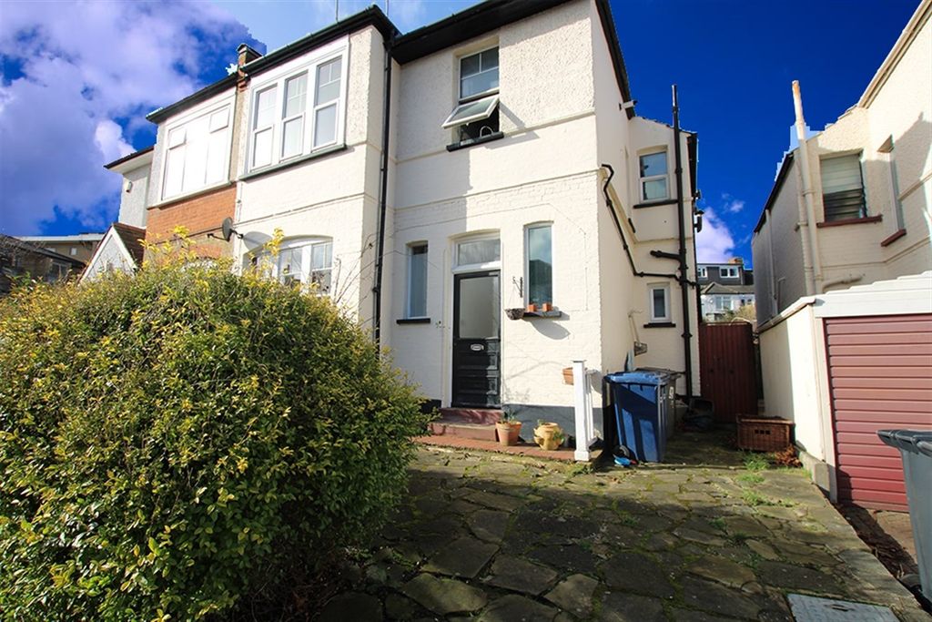 Property photo 1 of 6 (Main)