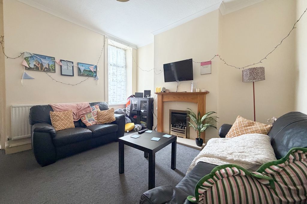 Property photo 3 of 17 Call 02920 454555 To Secure Your Viewing_3