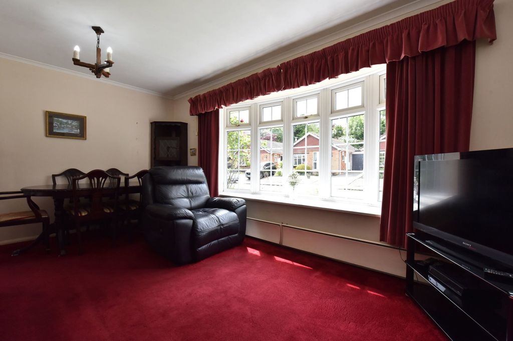 Property photo 3 of 14
