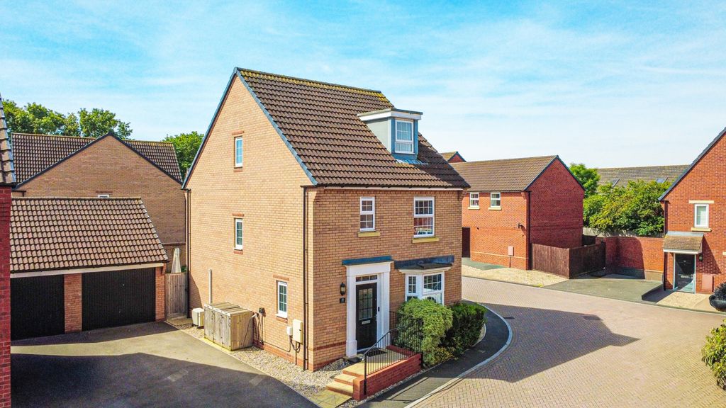 Property photo 1 of 27 5160023