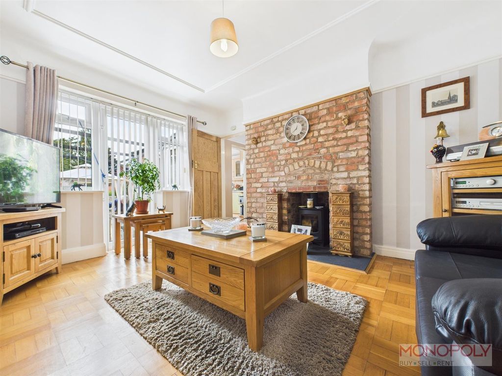 Property photo 2 of 23 Cam04439G0-Pr0145-Still009.Jpg