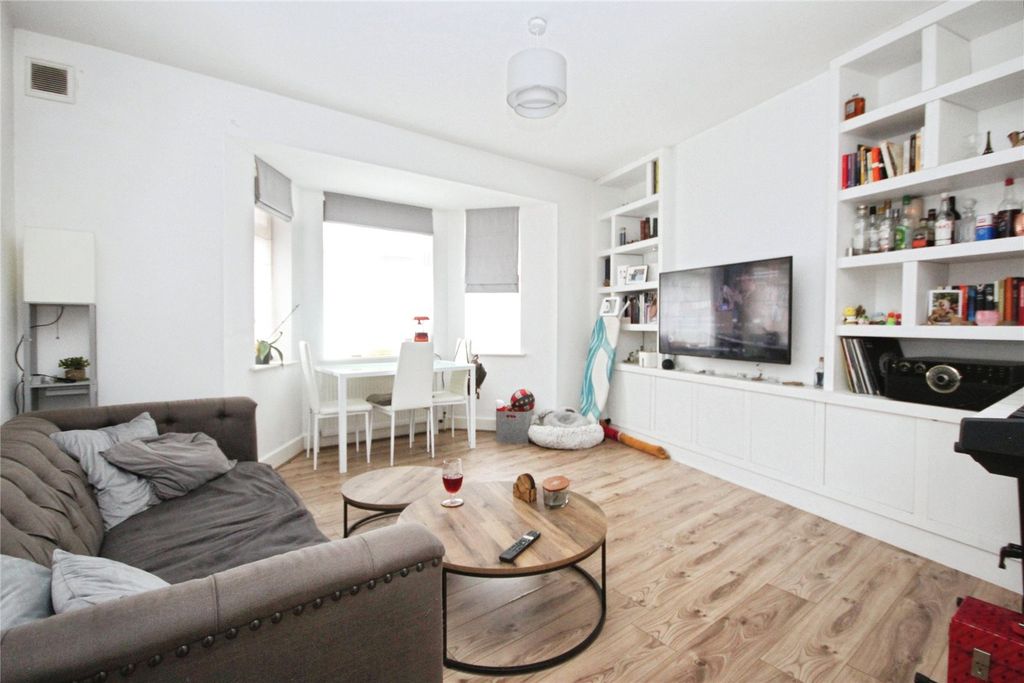 Property photo 1 of 10 Reception Room