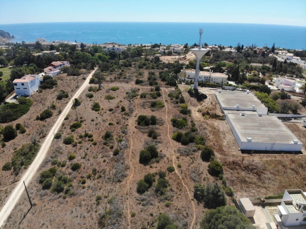 Property photo 1 of 6