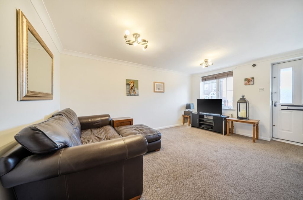 Property photo 2 of 21 1383386-18-69205227c3052