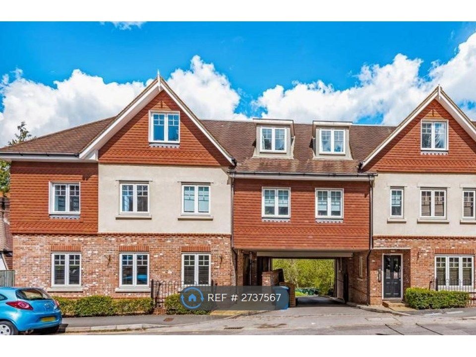 Property photo 2 of 11