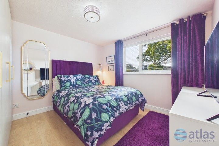 Property photo 3 of 19 Bedroom