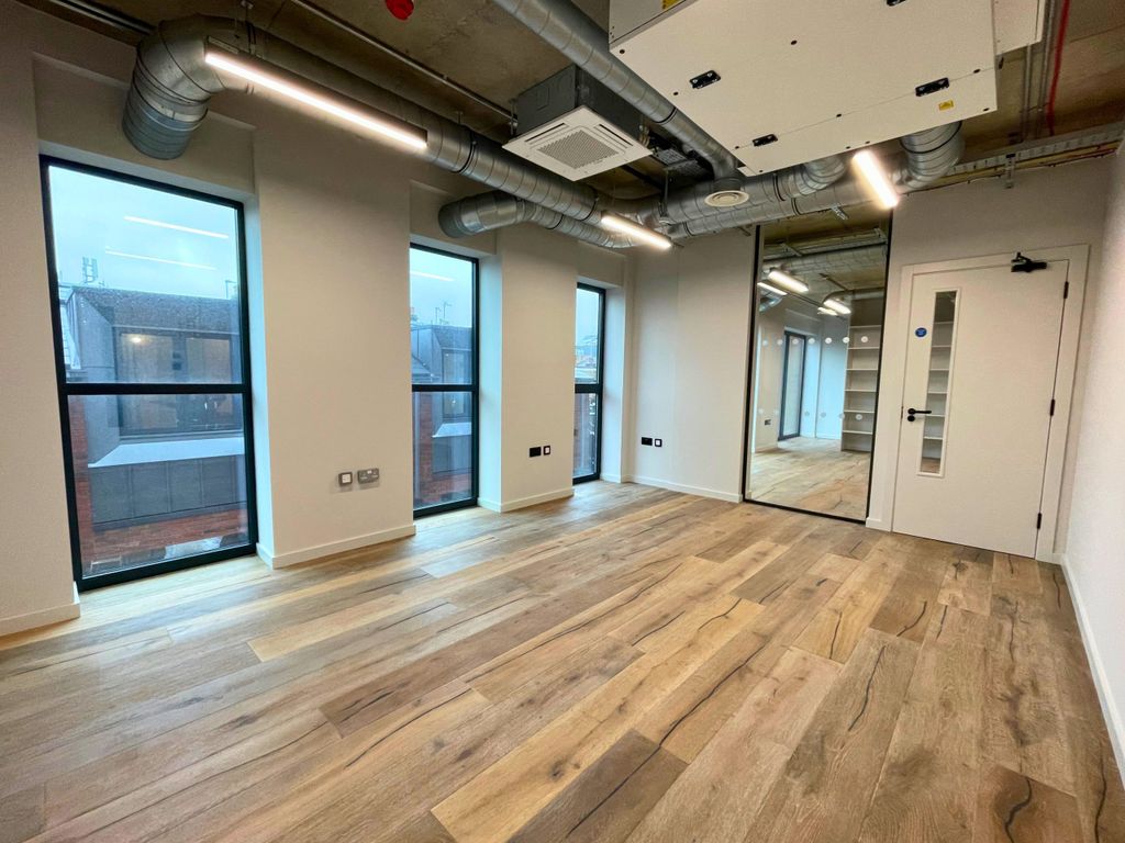 Property photo 2 of 4