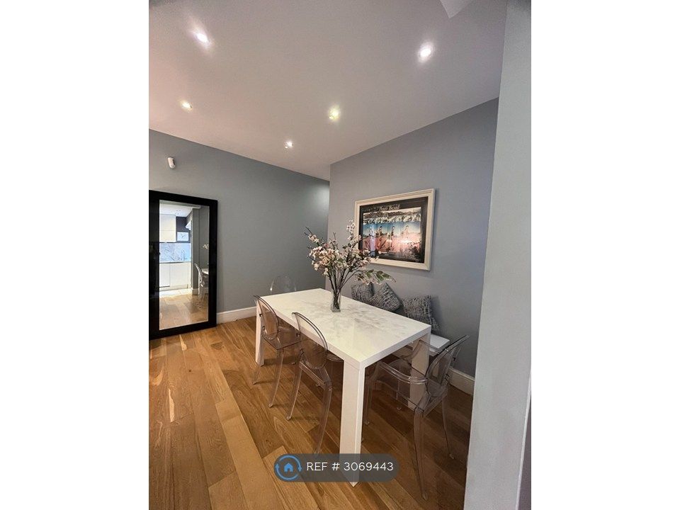 Property photo 2 of 13 Dining Area, Ideal Supper With Friends