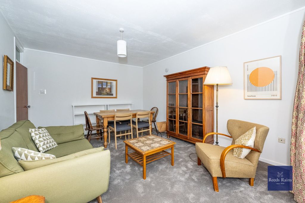 Property photo 3 of 12 Reception Room