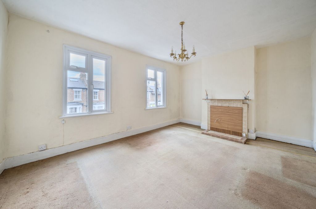 Property photo 2 of 19 1349984-20-68c04A...