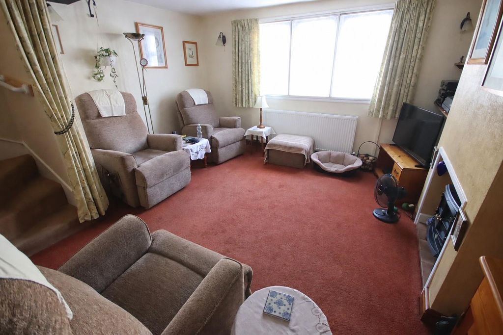 Property photo 2 of 13 Img_9152.Jpg