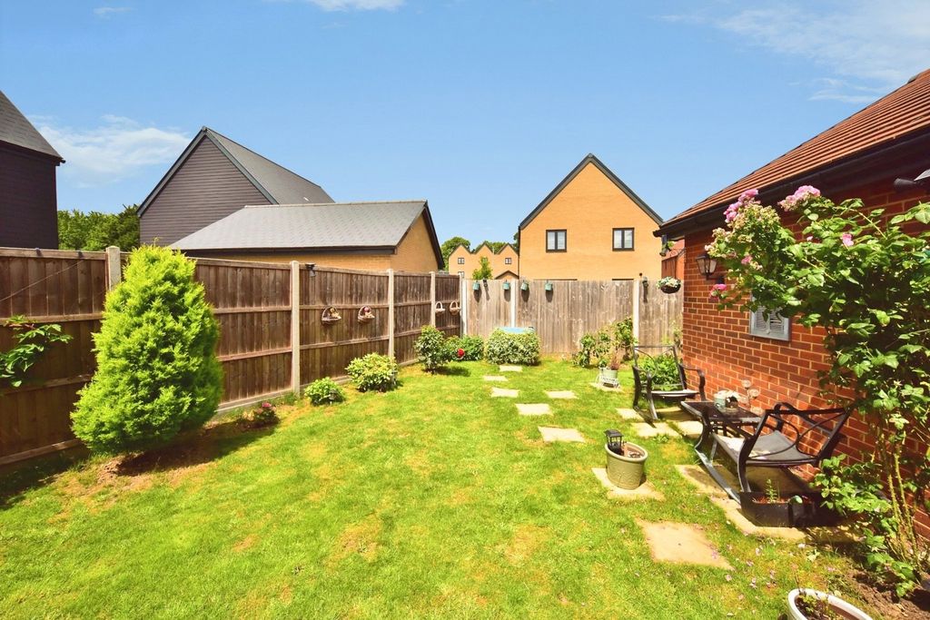 Property photo 2 of 25 Pbox-Img.Jpg