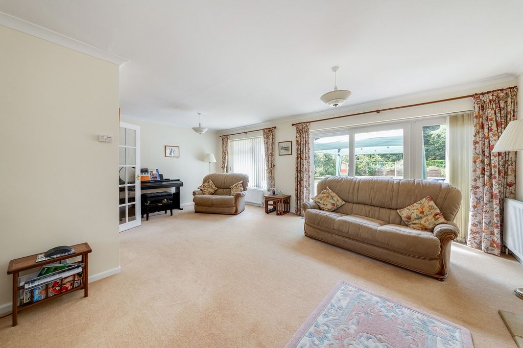 Property photo 3 of 22