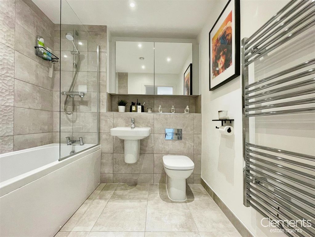 Property photo 3 of 15 Ad317887-Img_5887.Jpg