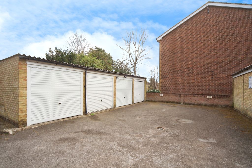 Additional image 17 of 2 bed flat for saleVillage Road, Enfield EN1