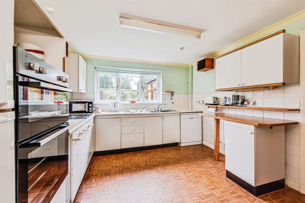 Property photo 3 of 22