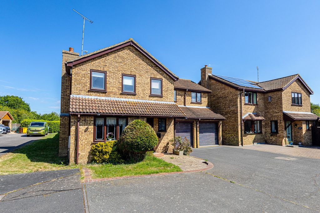 Property photo 1 of 37