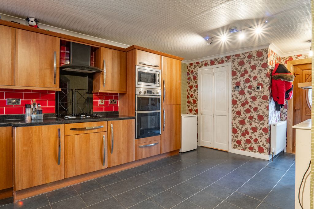 Additional image 6 of 3 bed terraced house for saleCockburn Place, Elgin IV30