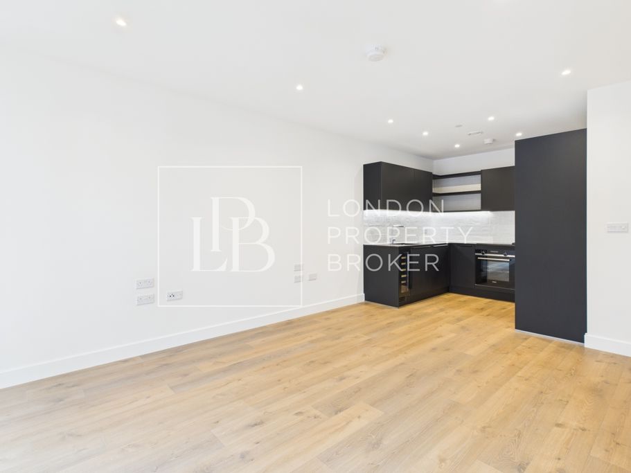 Property photo 2 of 10 Jpg