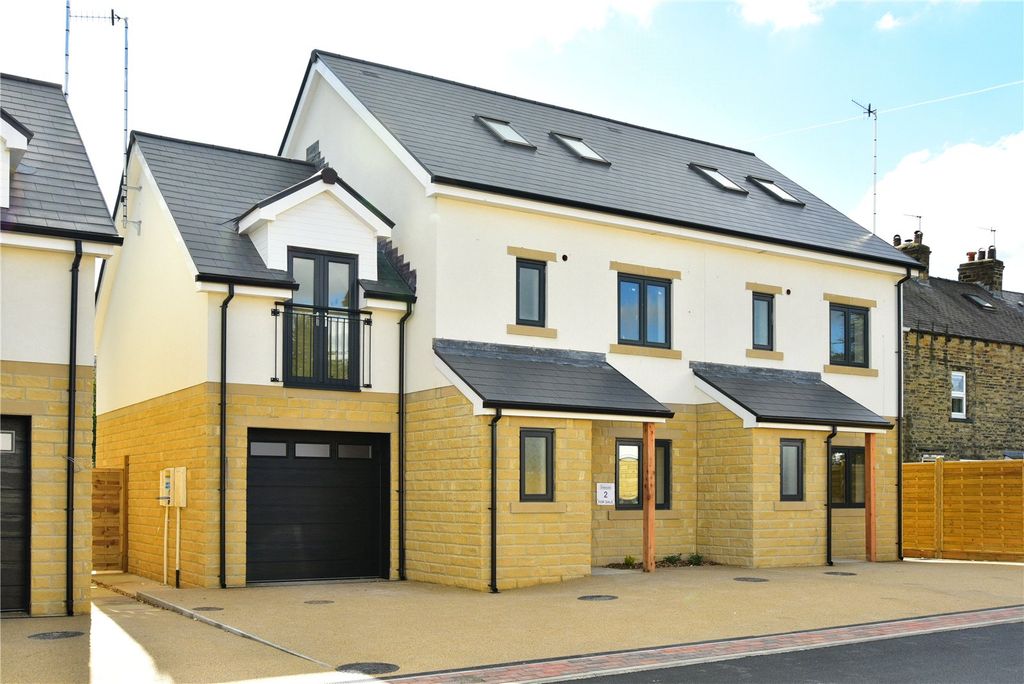 Property photo 1 of 17 Plot 2 The Rombalds