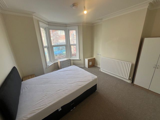 Property photo 2 of 9 Images