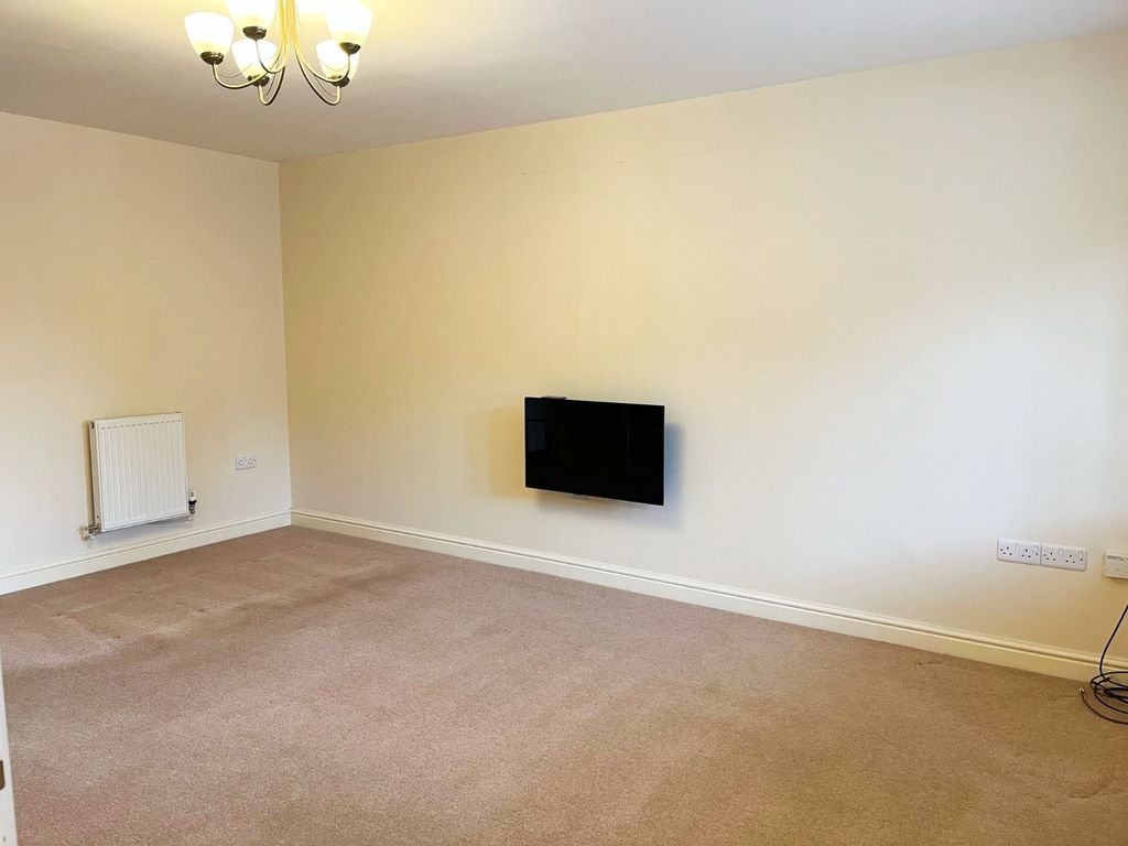 Property photo 2 of 10 Picture No. 20