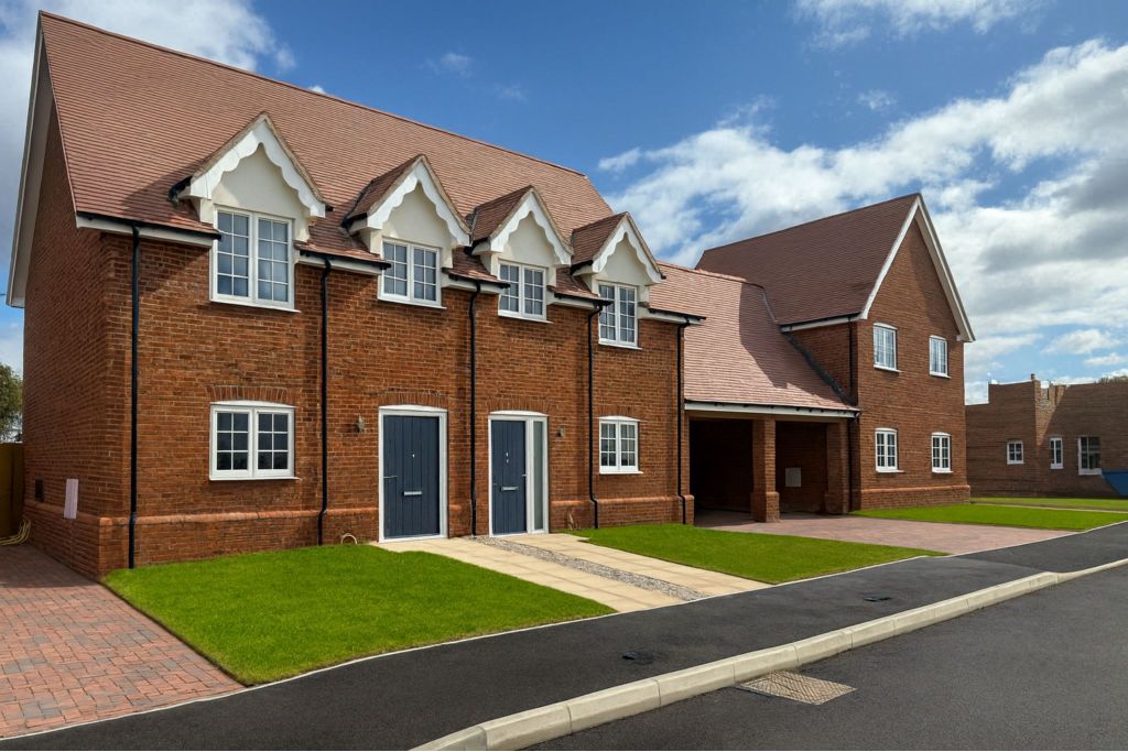 Property photo 1 of 14