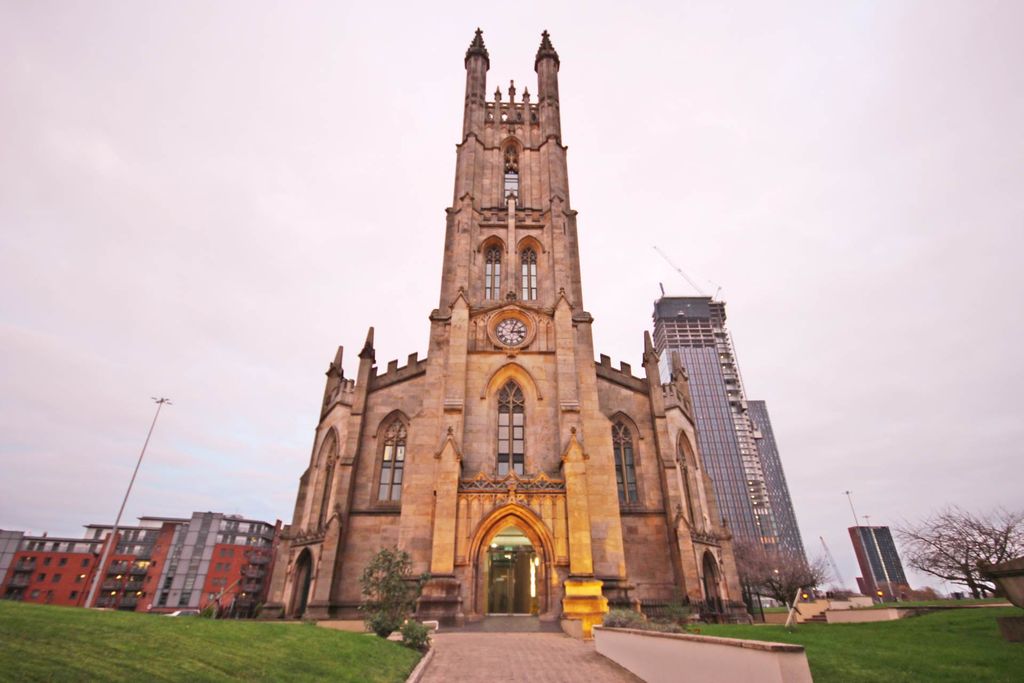 Property photo 1 of 16